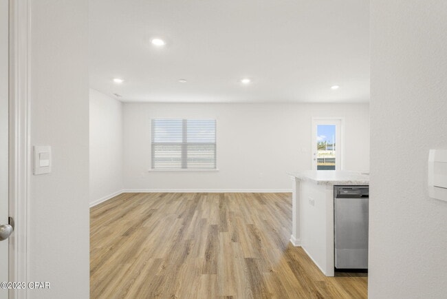Photo - 5033 Rivergrass Dr