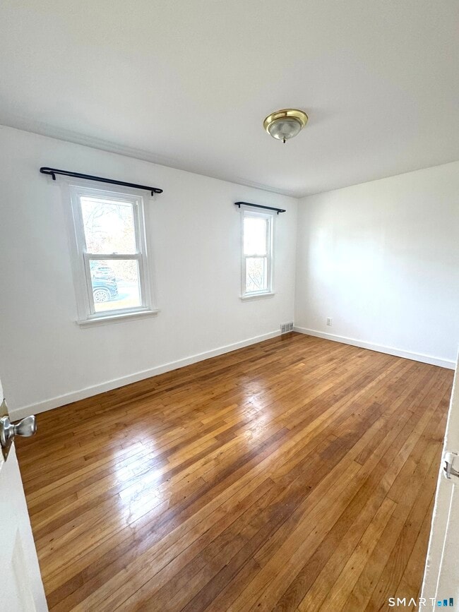 Photo - 89 Campfield Dr