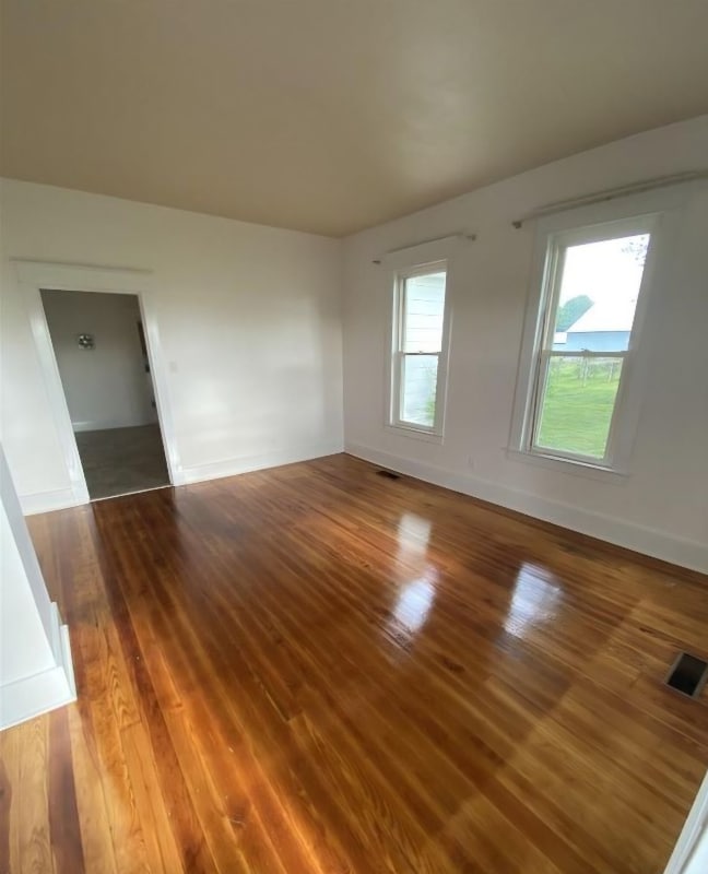 Photo - 1145 Payne Rd