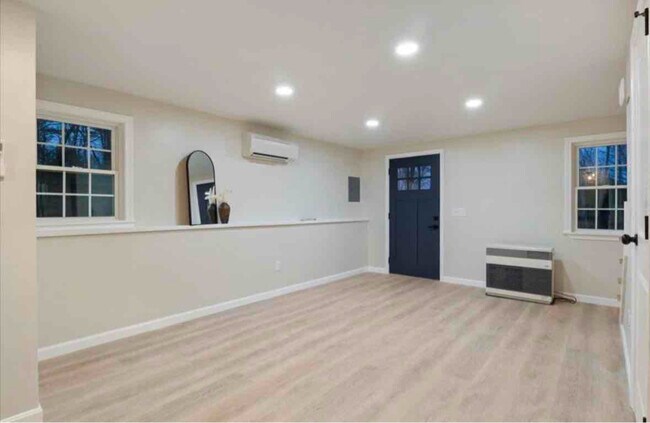 Photo - 36 Karen Dr Unit 1B