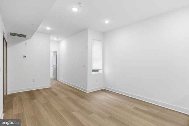 Photo - 2223 N 22nd St Unit 2