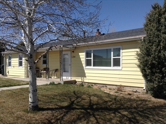 Photo - 2 BEDROOM, 1 BATHROOM SINGLE FAMILY HOME