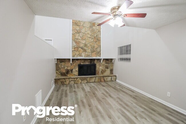 Photo - 6875 Fielder Ct