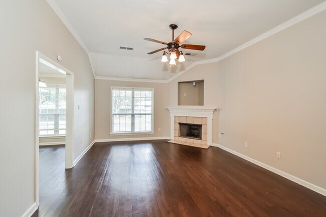 Photo - 6906 Greyhawk Cove N