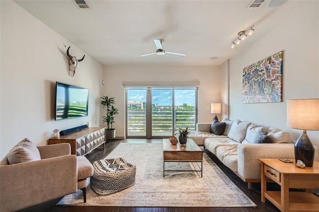 Photo - 3600 S Lamar Blvd Unit 505