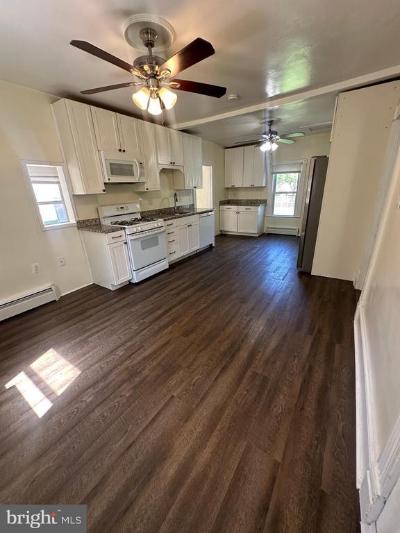 Photo - 6501 Glenbard Ct
