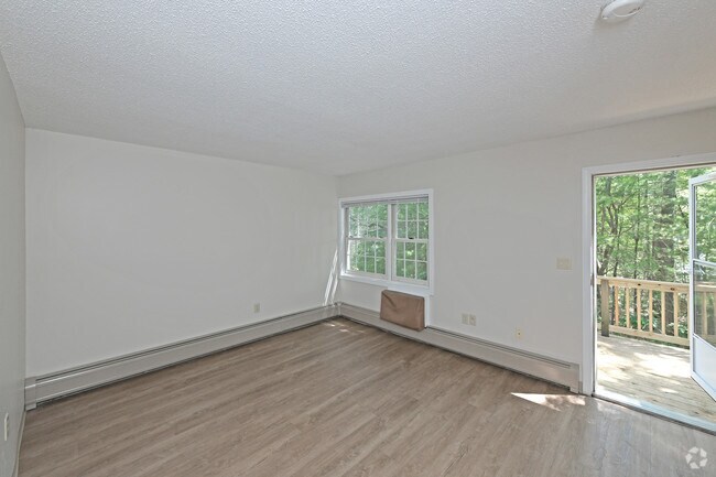 2 BR, 1.5 BA Townhouse