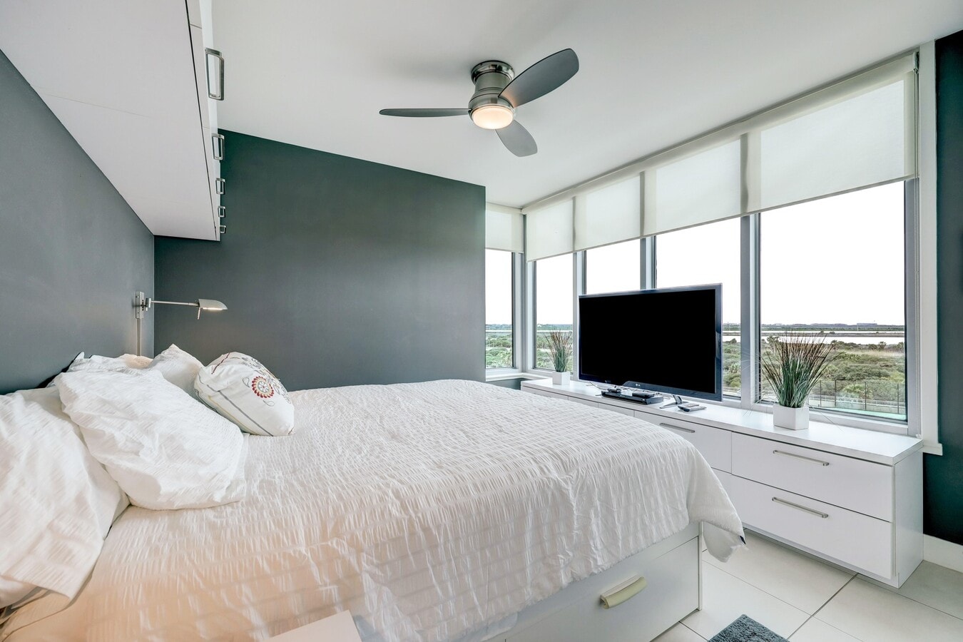 Photo - 801 E Beach Dr Unit BC0412