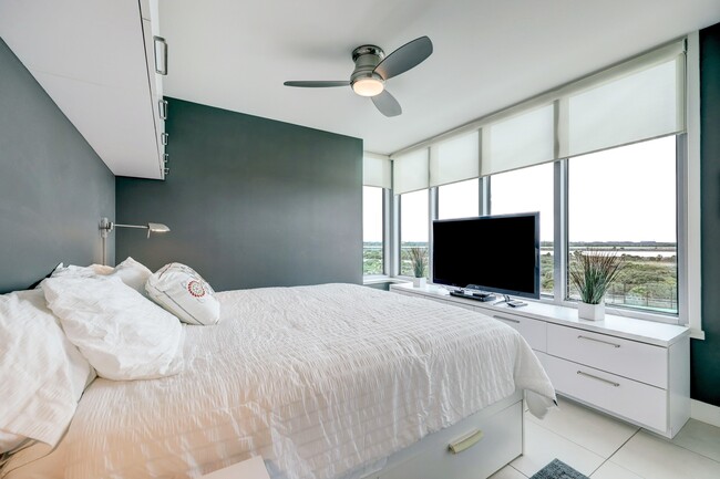 Photo - 801 E Beach Dr Unidad BC0412