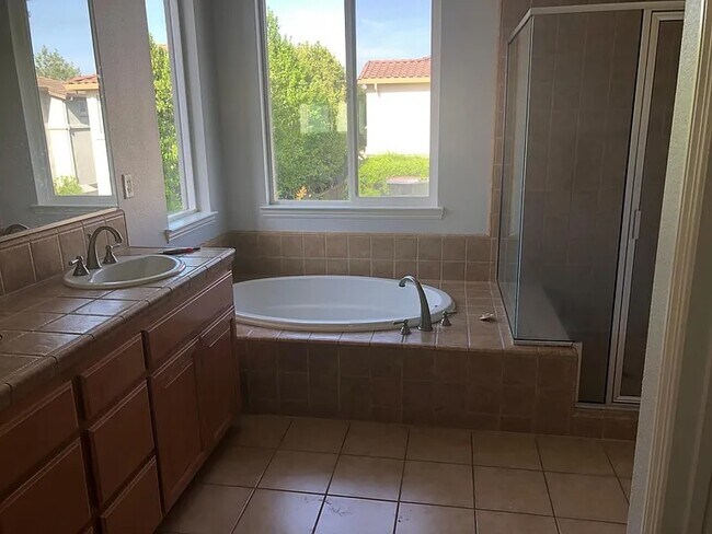 Photo - 4154 Golden Pond Way