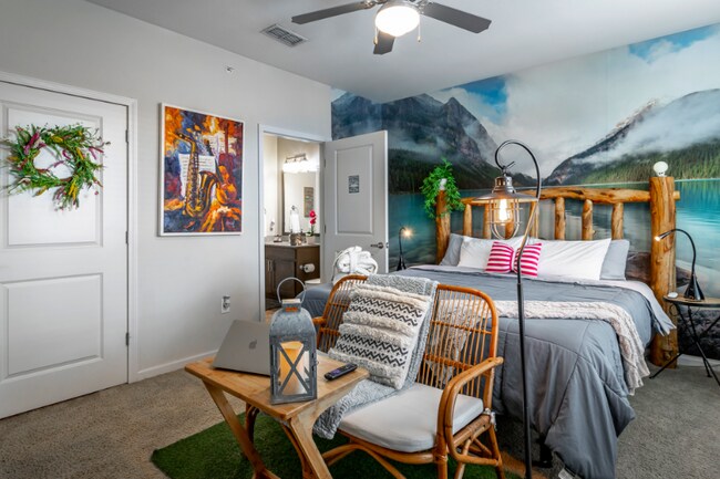 Photo - 8605 Tradewind Cir Unidad 303