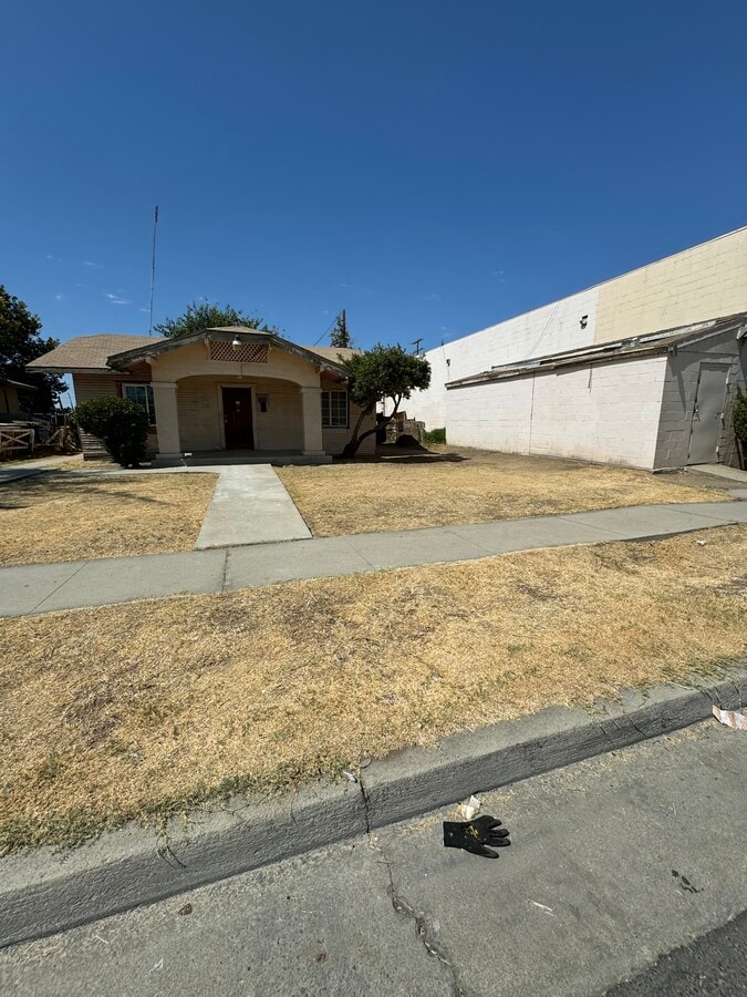 Photo - 1421 Jefferson St