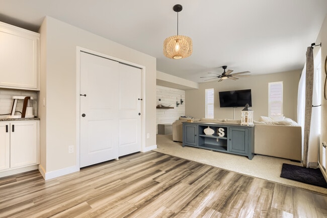 Photo - 10717 Luneth Dr