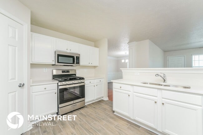 Photo - 15 Emerson Trail