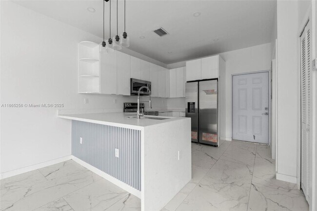 2143 NW Fourth Street 2