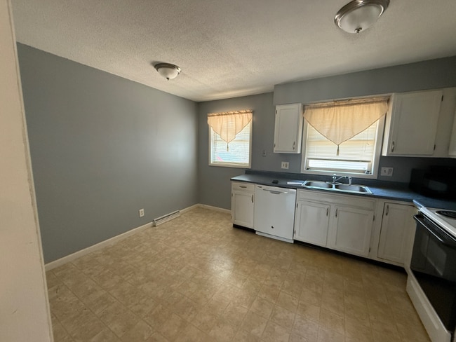 Photo - 615 E Colorado Ave Apartment Unit A