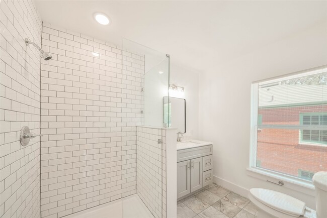 Photo - 6644 Lawndale St Unit 2