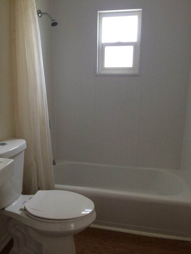 Photo - Great Price for Great location! Unidad #5