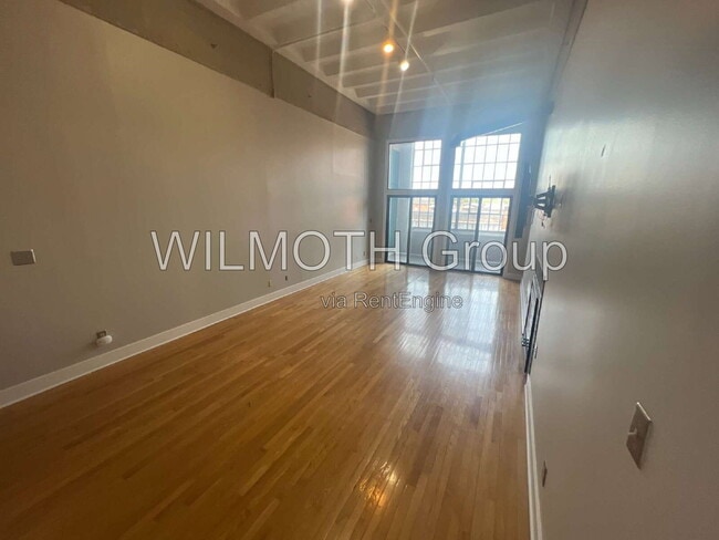 Photo - 611 N Park Ave