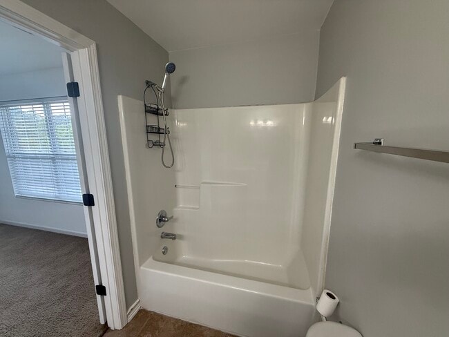 Photo - 9084 Haileys Pond Dr