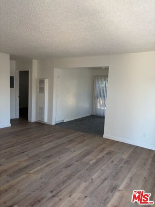 Photo - 3119 W 71st St Unit #2