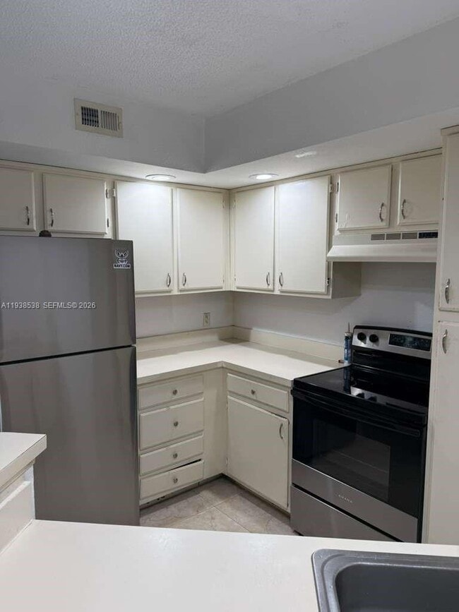 Photo - 1401 Village Blvd