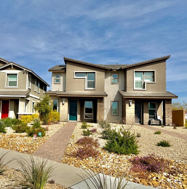 Photo - 3 Bedroom Townhome for Rent in Cadence Henderson | Solar Home | Master-Planned Community Near Las...