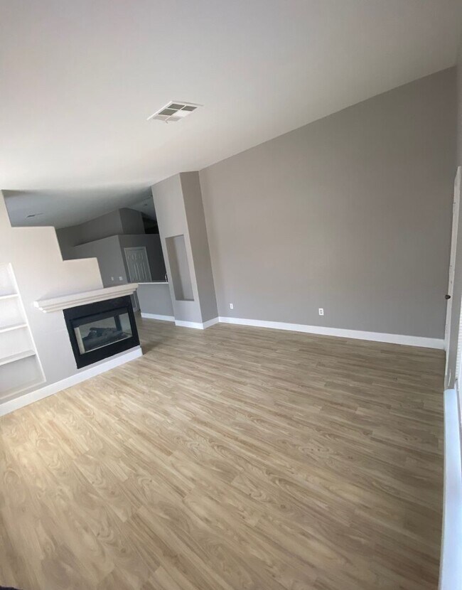 Photo - 127 Newburg Ave