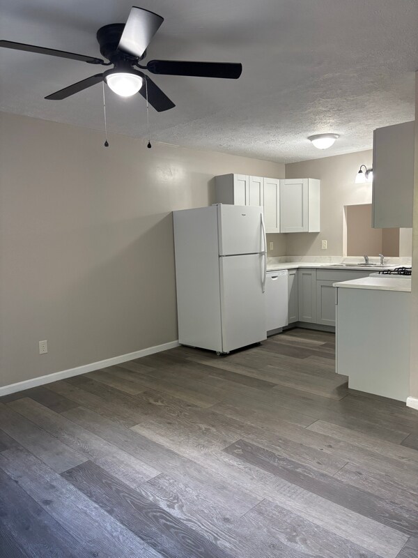 Photo - 1112 1/2 Hocking Rd