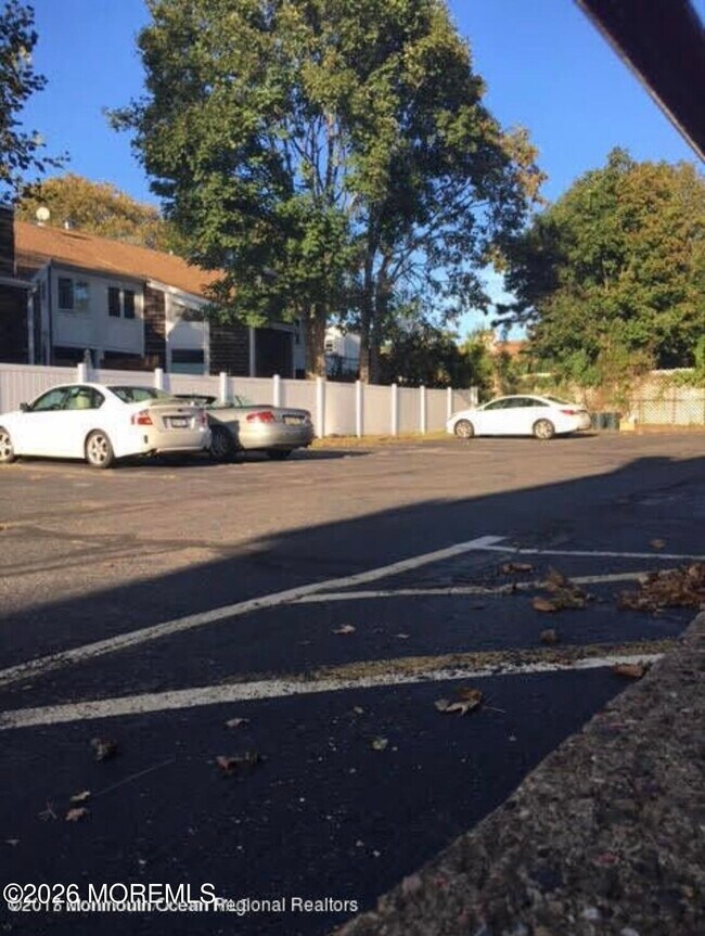 Photo - 35 Sternberger Ave Unit B