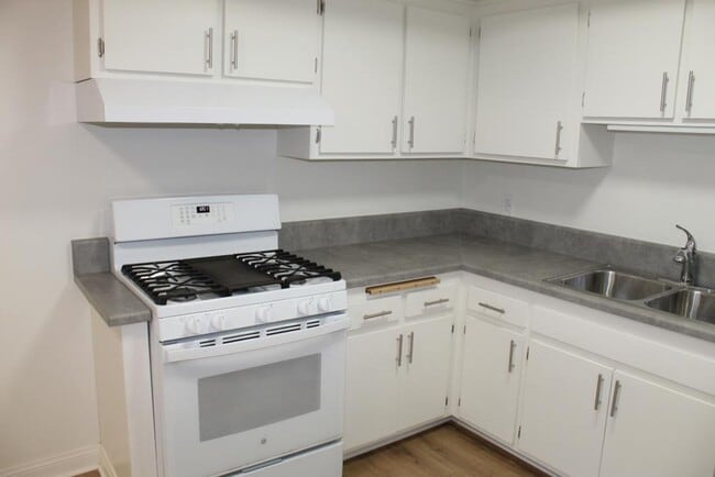 Photo - VIA261 Unit 3