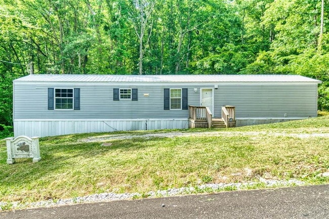 Building Photo - 3 Bedroom / 2 Bathroom Home in Russellville