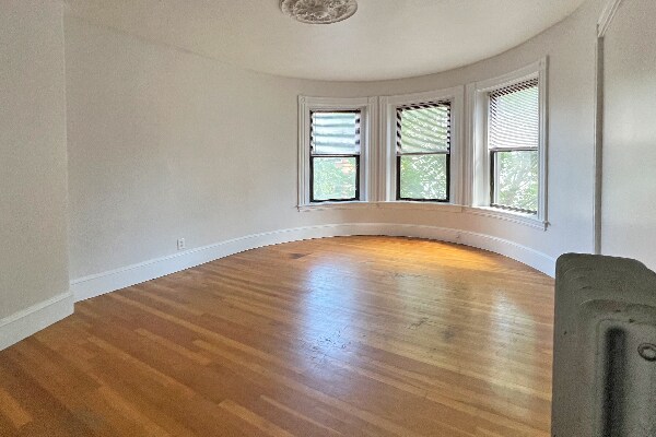 40 Cedar St Unit 3R