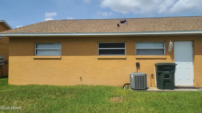 Photo - 247 College Park Dr