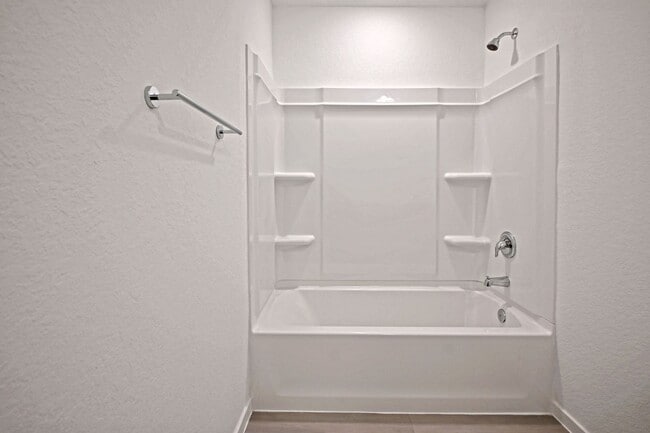 Photo - 1808 Stonechat