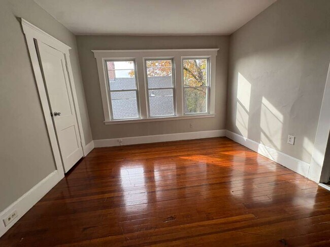 Photo - 83 Judson Ave Unidad 2