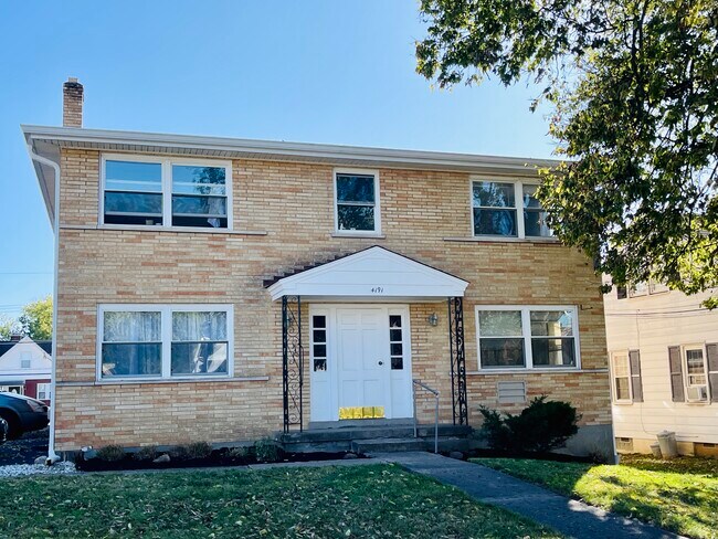 Exterior of building - 4191 Hoffman Ave Apartamentos Unidad 3