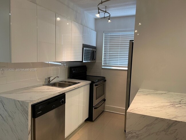 Photo - 1120 102nd St Unit 8