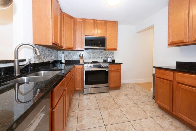 Photo - 4030 N Mozart St Unit 2N
