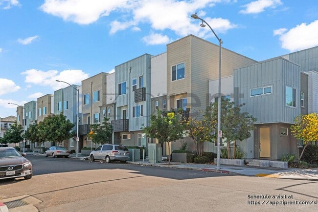 Building Photo - 985 24th St