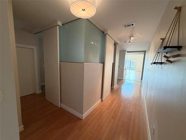 Photo - 4040 N Hall St Unit 309