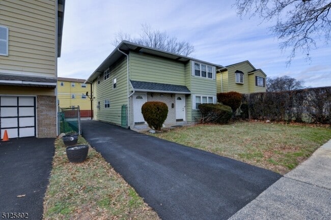 Building Photo - 295 N Park St Unit 295 Rental