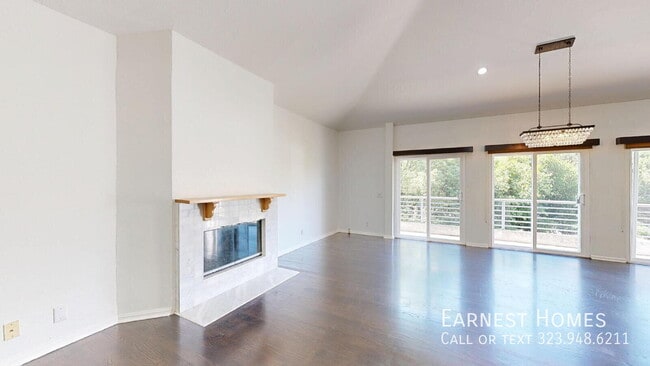 3500 Coldwater Canyon Ave