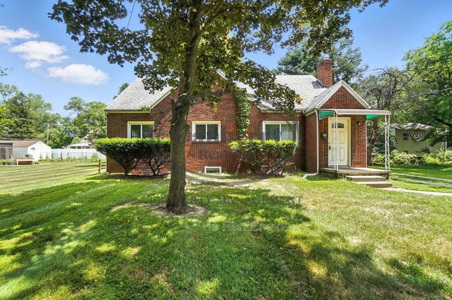 Photo - 822 Searles Rd Unit 1