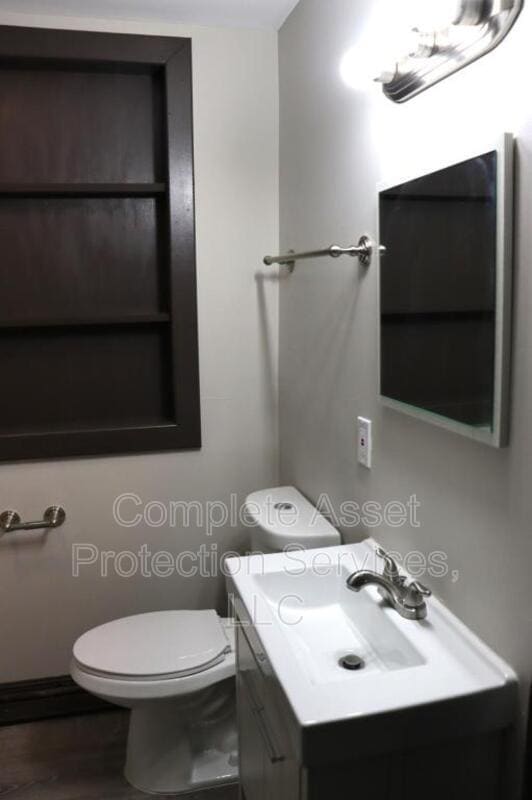 Photo - 307 1/2 Jefferson Ave