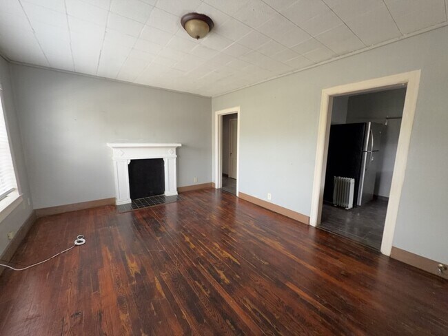 Photo - 1552 Lombardy St Unidad 1