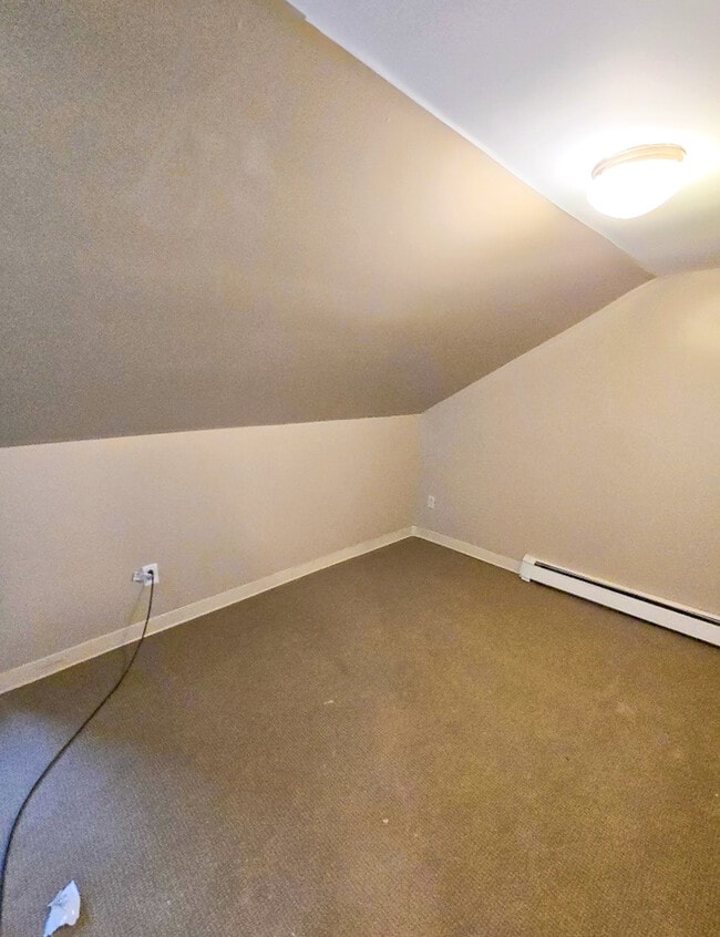 Photo - 576 Maine Ave Unidad 2