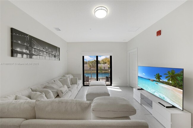 Photo - 8167 NW 41st St