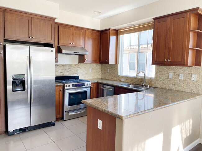 Photo - 2833 Alnwick Ave