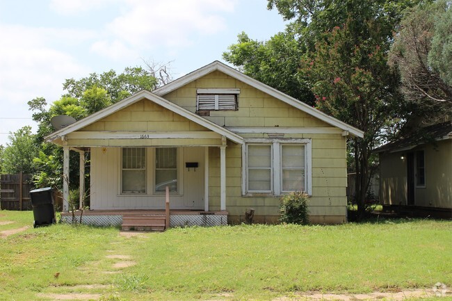 Building Photo - 1663 McGregor Ave Rental